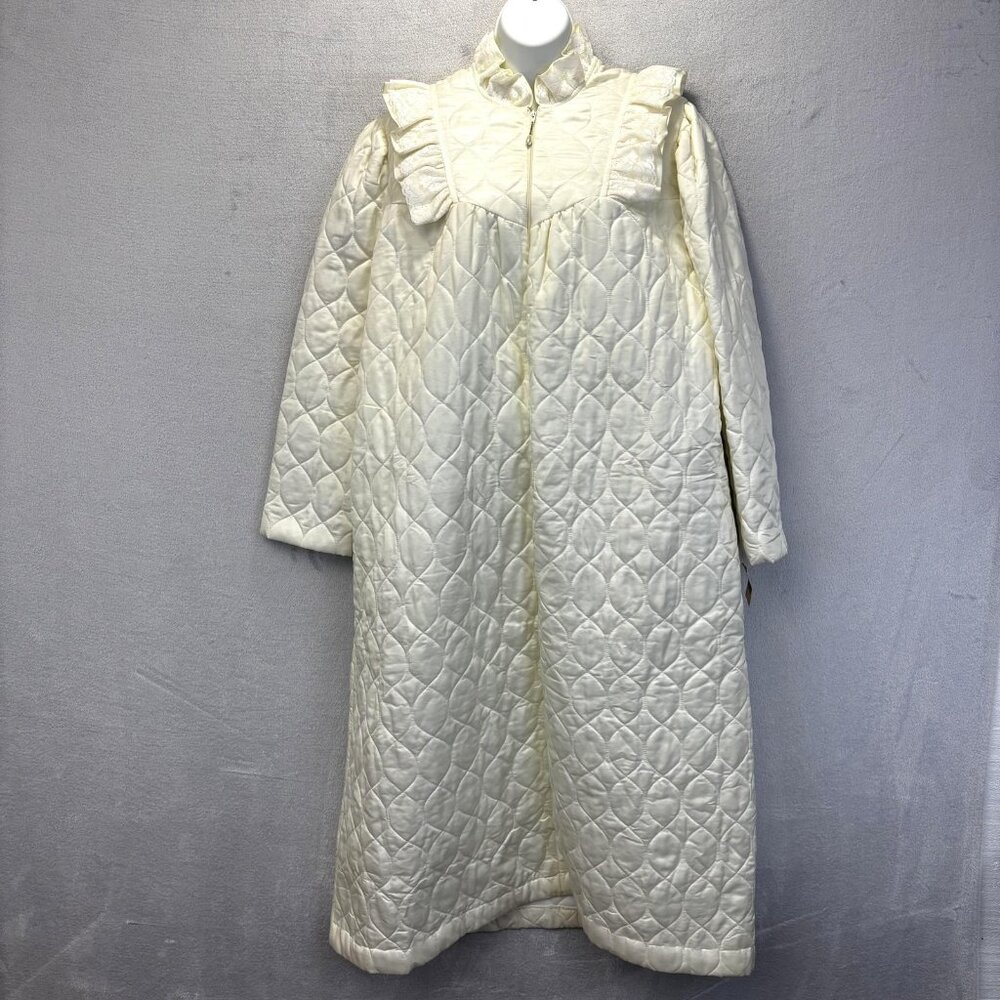 NEW Vintage 70s Quilted Nightgown Womens Medium M Cream White Lace Ruffle‎ USA